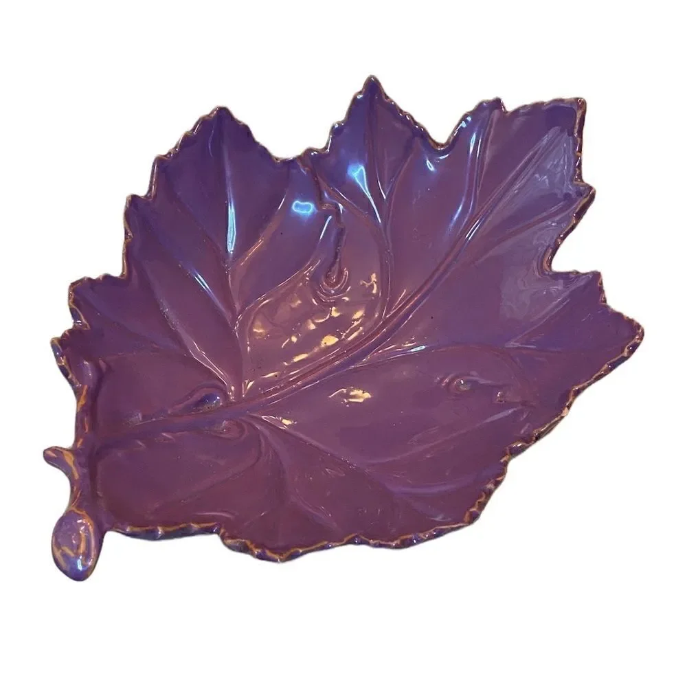 VIETRI Beautiful Ceramic Purple Leaf Plate Platter